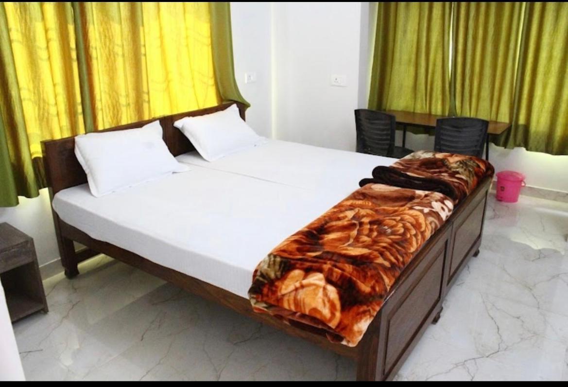 Harsh & Yash Guest House Bodh Gaya Exterior foto