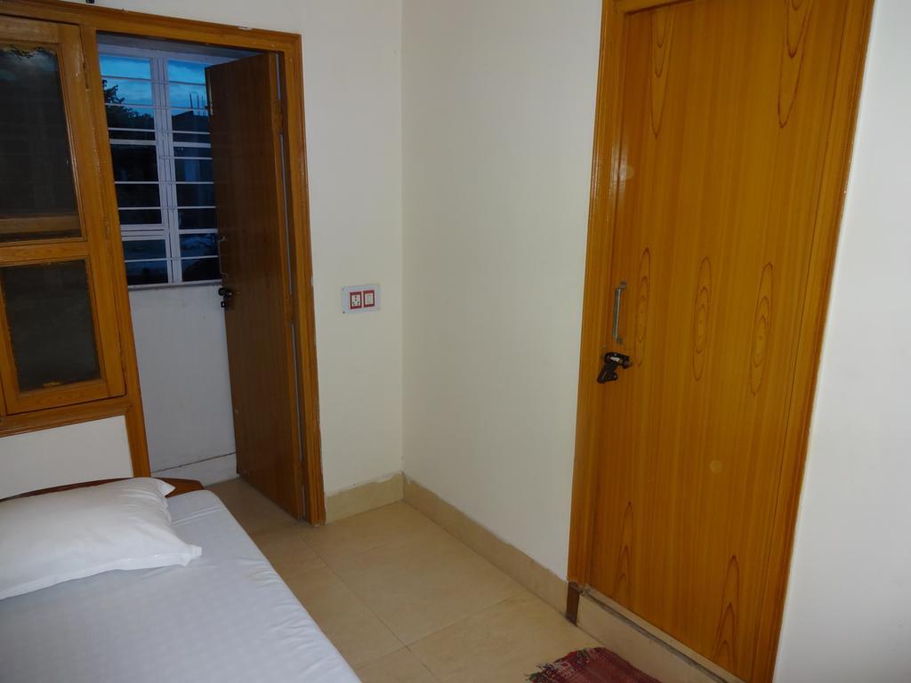 Harsh & Yash Guest House Bodh Gaya Exterior foto